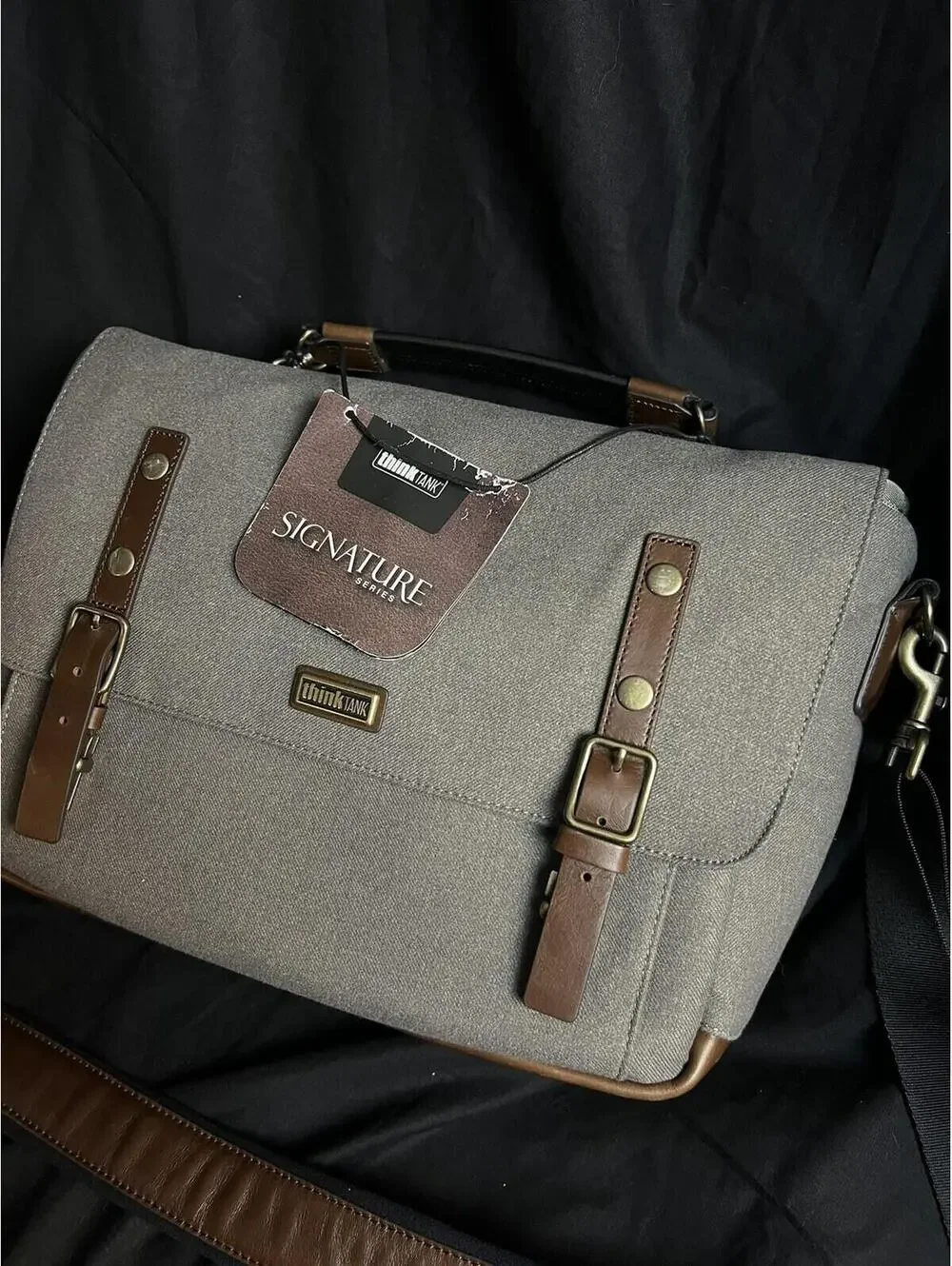 NWT Think Tank Photo Signature 13 Shoulder Bag Dusty Olive Camera Leather